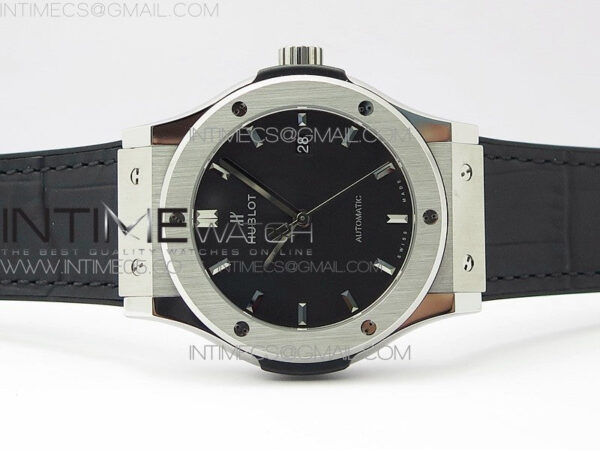 Classic Fusion 42mm SS WWF 1:1 Best Edition Black Dial On Black Gummy Strap Asian HB1112 – Bild 3