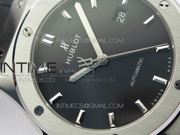 Classic Fusion 42mm SS WWF 1:1 Best Edition Black Dial On Black Gummy Strap Asian HB1112 – Bild 6