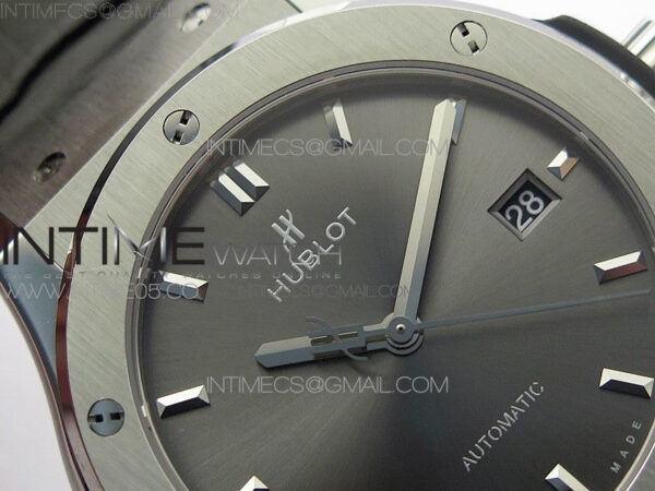 Classic Fusion 42mm SS WWF 1:1 Best Edition Gray Dial On Gray Gummy Strap Asian HB1112 – Bild 7