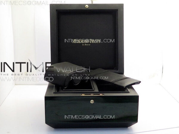 Audemars Piguet The Latest Version Box and Papers – Bild 9