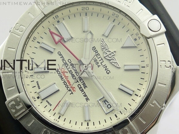 Avenger GMT SS White Sticks Marker Dial on Rubber strap A2836 – Bild 17