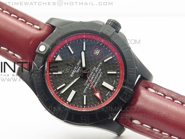 Avenger GMT DLC Black Stick Marker Textured Dial Red Inner Bezel on Leather strap A2836 – Bild 2