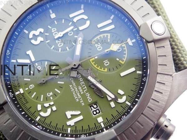 Avenger Bandit V13317 Titanium DLC B50 Best Edition Green Dial Numbers Makers on Green Nylon strap A7750 – Bild 4