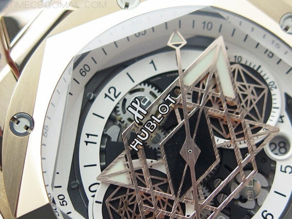 Big Bang Sang Bleu chrono RG B50 White Skeletonal Dial On Black Gummy Strap Asian 7750 – Bild 8