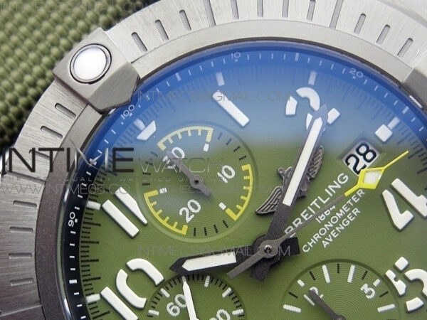 Avenger Bandit V13317 Titanium DLC B50 Best Edition Green Dial Numbers Makers on Green Nylon strap A7750 – Bild 8