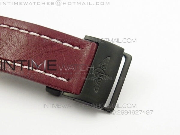 Avenger GMT DLC Black Stick Marker Textured Dial Red Inner Bezel on Leather strap A2836 – Bild 9