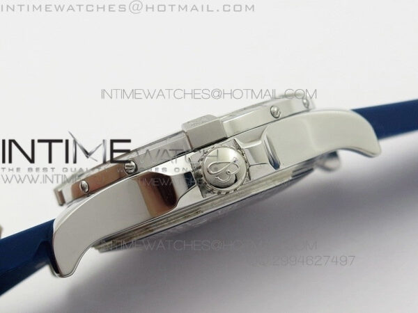 Avenger GMT SS Blue Sticks Marker Dial on Rubber strap A2836 – Bild 7