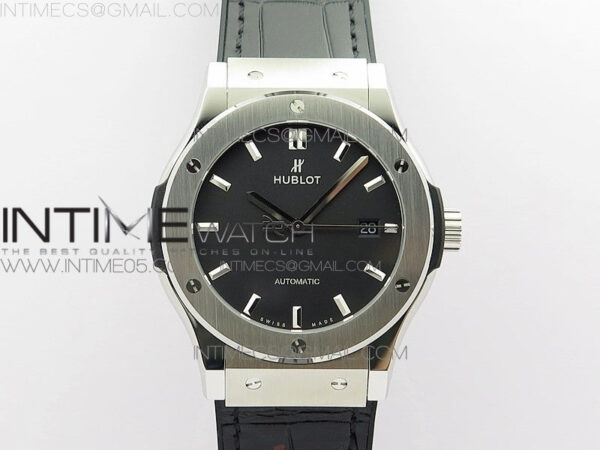 Classic Fusion 42mm SS B50F Black Dial On Black Gummy Strap A2892