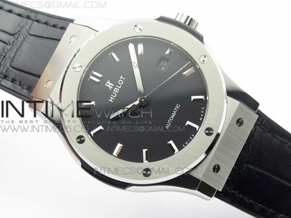 Classic Fusion 42mm SS B50F Black Dial On Black Gummy Strap A2892 – Bild 2