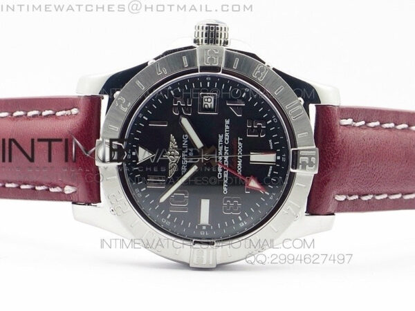 Avenger GMT SS Black Numeral Marker Dial on Leather strap A2836 – Bild 4