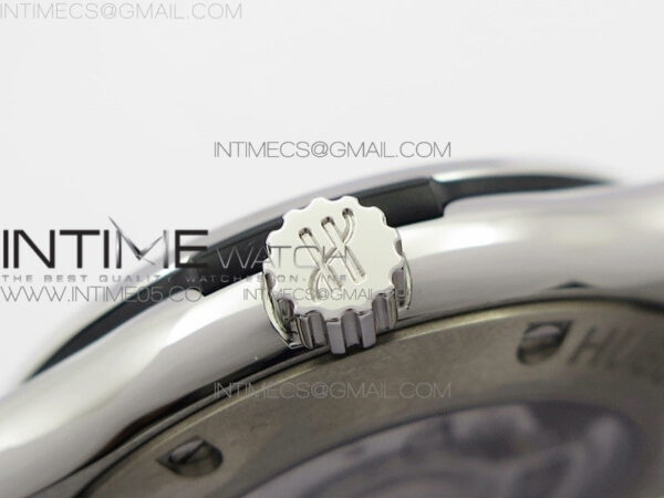 Classic Fusion 42mm SS B50F Black Dial On Black Gummy Strap A2892 – Bild 9