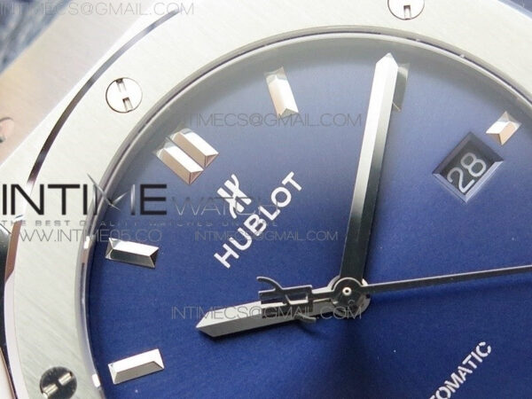 Classic Fusion 42mm SS B50F Blue Dial On Blue Gummy Strap A2892 – Bild 7