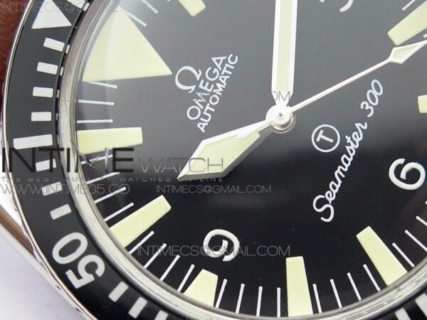 Vintage Seamaster 300 No Date T SS B12 Black Dial On Brown Leather Strap A-2836 (Free Nylon Strap) – Bild 6