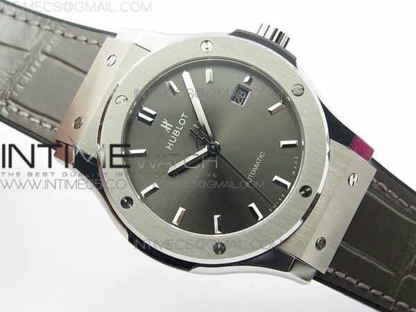 Classic Fusion 42mm SS B50F Gray Dial On Black Gummy Strap A2892 – Bild 2