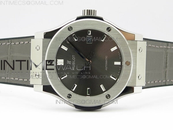Classic Fusion 42mm SS B50F Gray Dial On Black Gummy Strap A2892 – Bild 3