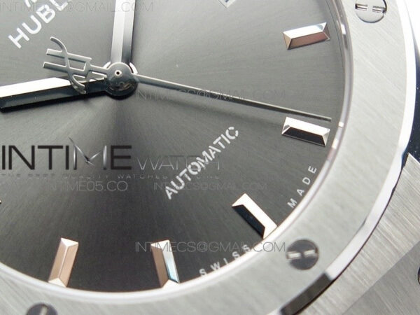 Classic Fusion 42mm SS B50F Gray Dial On Black Gummy Strap A2892 – Bild 5
