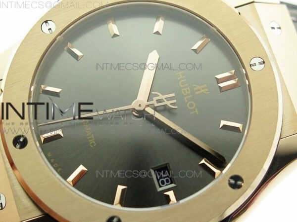 Classic Fusion 42mm RG B50F Gray Dial On Black Gummy Strap A2892 – Bild 4