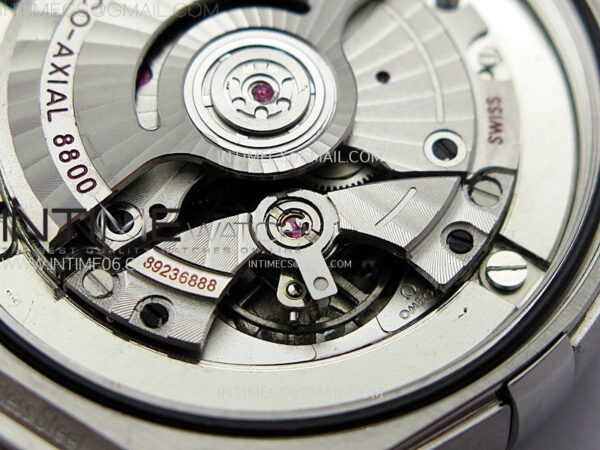 Constellation 39mm SS TWF Silver Gray Dial on Black Leather Strap A8800 – Bild 23