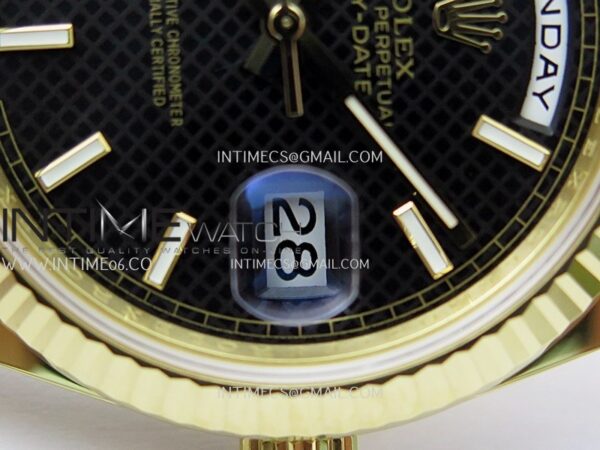 Day Date 40 YG 228238 Clean Factory 1:1 Best Edition Black Dial Stick Marker on President Bracelet VR3255 V3 – Bild 5