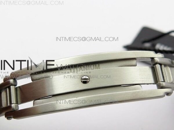 RM011 CARBON CASE CHRONOGRAPH – Bild 8