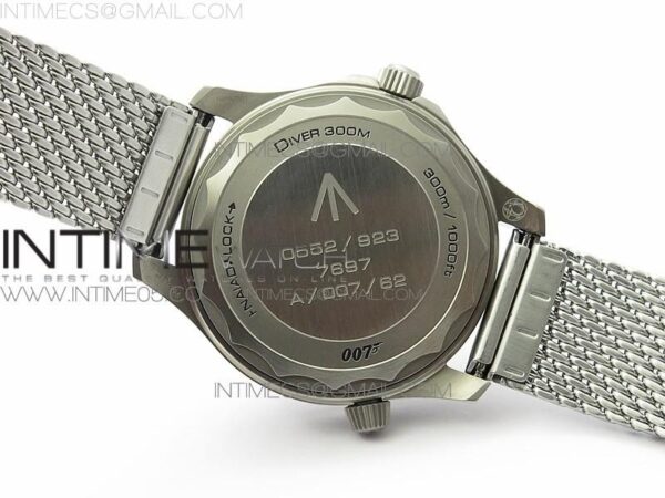 SEAMSTER 300 "NO TIME TO DIE" TITANIUM V2 LIMITED EDITION – Bild 5