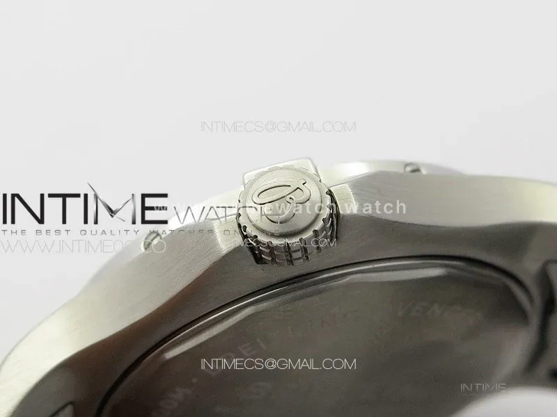 Avenger Automatic 43mm SS B50 Best Edition Black Dial on SS Bracelet A2824