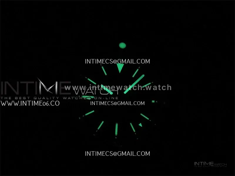 Avenger Chronometer 42mm GMT Yellow Second Hand SS BLSF 1:1 Best Version Black Dial On Black Nylon Strap A2836