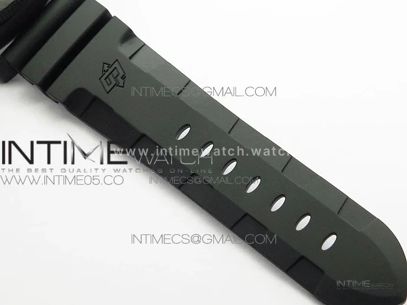 PAM1039 Submersible Luna Rossa 47mm